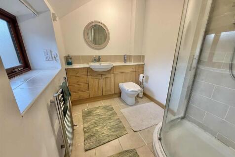 En-Suite Shower Room.jpg