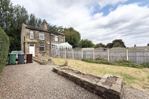 NO DEPOSIT OPTION AVAILABLE | SEMI DETACHED STONE COTTAGE | TWO DOUBLE BEDROOMS | RURAL YET CONVENIENT LOCATION | AVAILABLE NOW 