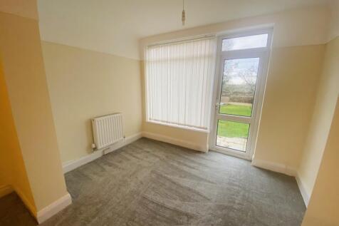  Forest Road, Heswall, Wirral , CH60  photo 5