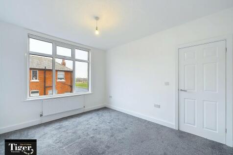 CAM02176G0-PR0389...