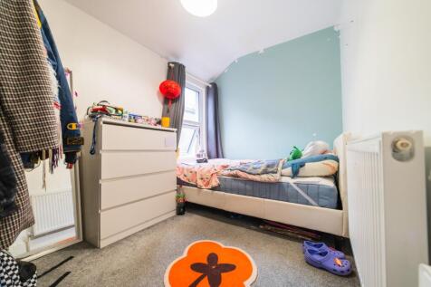 Call 02920 454555 to secure your viewing_9