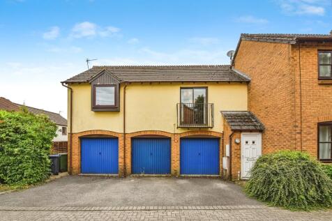 Chippenham, SN14 - property photo