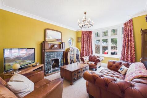 Lounge: