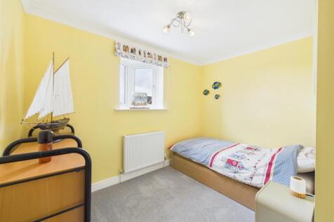 Bedroom: