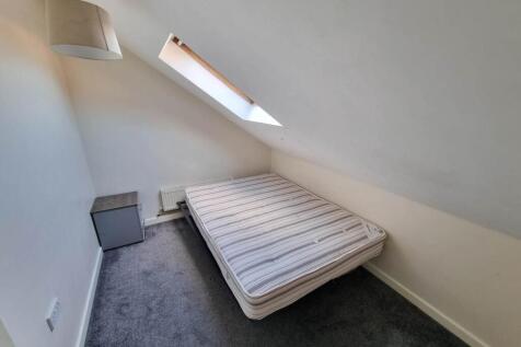 341 Tong Street, Bradford,  photo 4