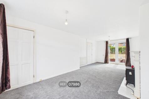 Living/Dining area