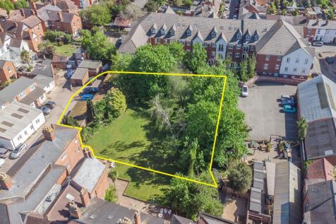 Land and Garages at rear of 14 Barbourne Road, Worcester, WR1 1HT