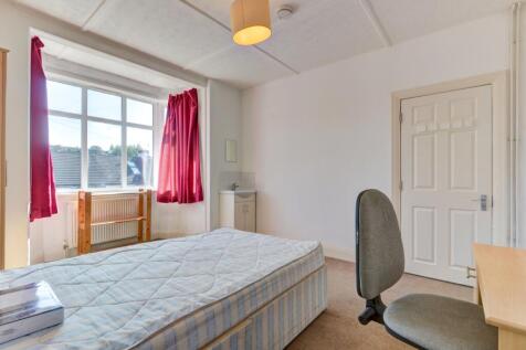 33 Stanmer Villas Bedroom 1 (2)