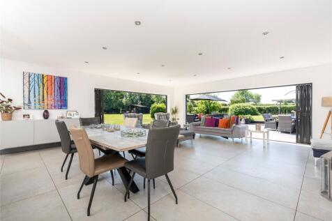 Dining/Family Area