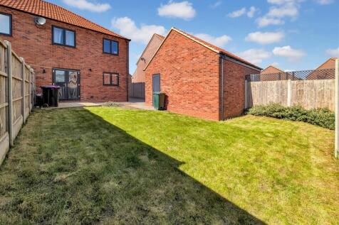 52 Daisy Way - 4.jpg