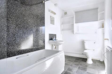 bathroom.jpeg