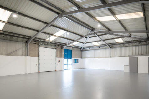Light Industrial to rent Image 4