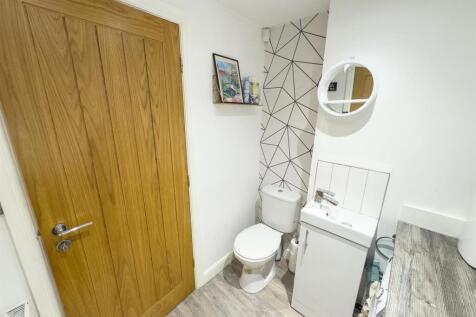 Utility Room &amp; WC (1).jpg