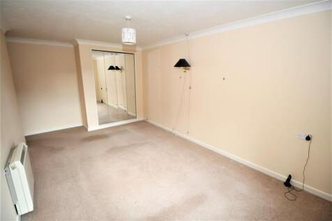 Bedroom Showing Ward