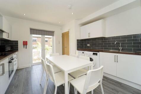 Ash Gardens, Leeds photo 2