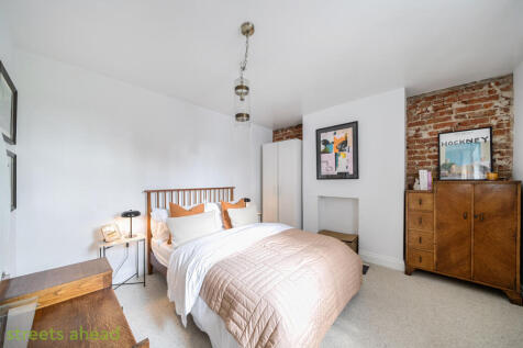 51c564f7-33c7-462...