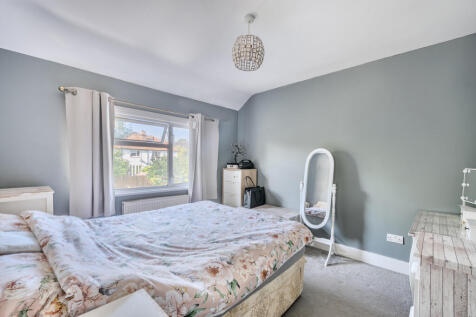 1356902-3-68daacf...