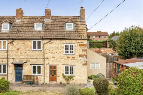 5 Spring Gardens, Towcester (e) cr.jpg