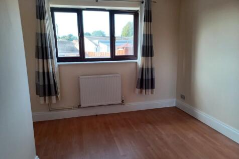 Middleton Close, Warminster photo 5