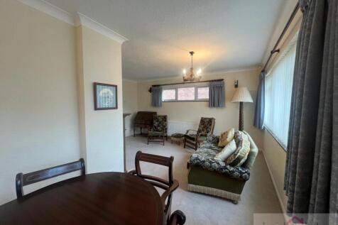 WhatsApp Image 2024-09-10 at 21.32.30 (11).jpeg