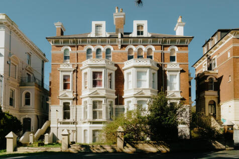 Croft-StLeonards-CharlesRoad-Exterior-2