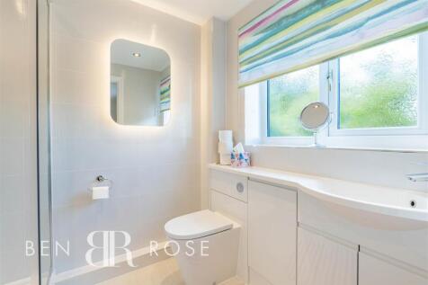 Master Bedroom Ensuite