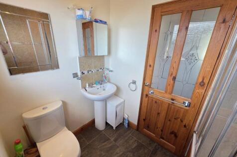 Bathroom Additional Image