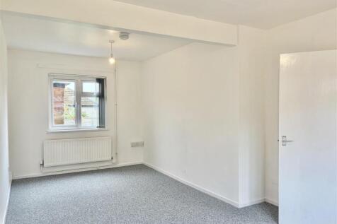 Gloucester Avenue, Dawley, Telford photo 2