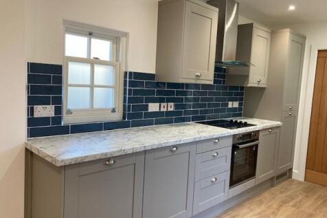 Kitchen area.jpg
