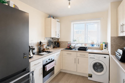Kitchen (2).png