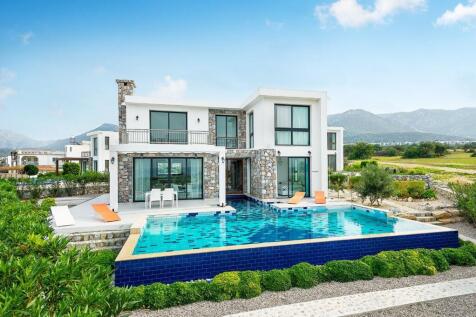 3 Bedroom Villa with Private Pool in Kucuk Erenkoy ? Close to the Coast, Spacious Garden and Modern Comfort Image 9999 1