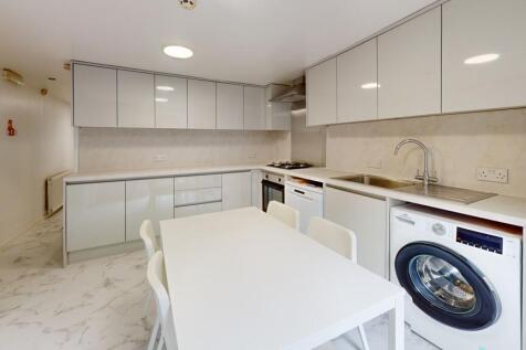 Meadow View, Hyde Park, Leeds LS6 1JQ photo 4