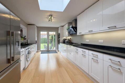 Kitchen-1.jpg