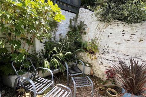 Courtyard.jpg