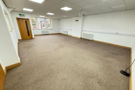 Upper Floor Office Picture 5