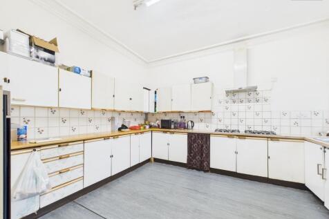Communal Kitchen