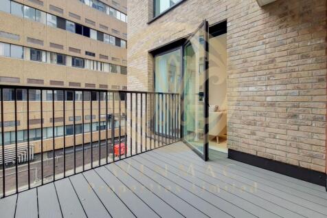 Broxburn House, 127 West Ealing photo 4