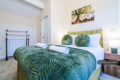 Bedroom 3 - Hosted By Be More Homely