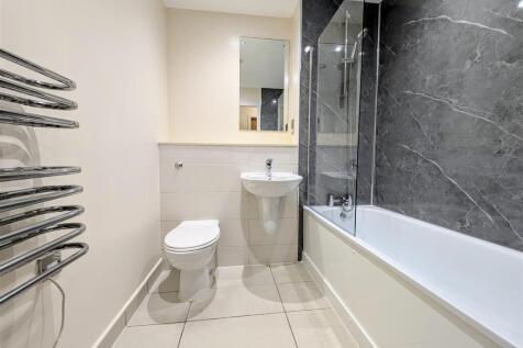 Bathroom.jpg