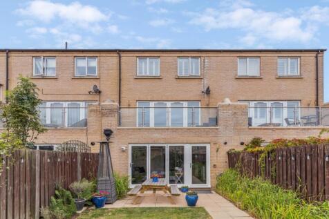 St Neots, PE19 - property photo
