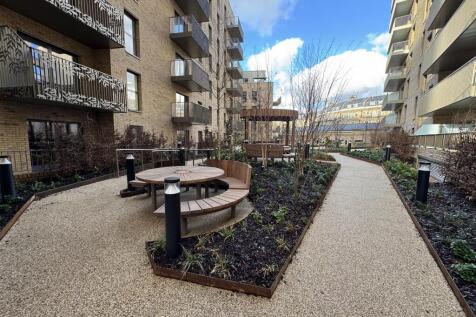 Courtyard pic 2.jpeg
