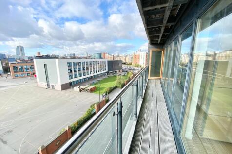 La Salle, Leeds Dock, Chadwick Street, Leeds, LS10 1NH photo 5