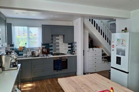 Heath Road, Salisbury, Wiltshire photo 5