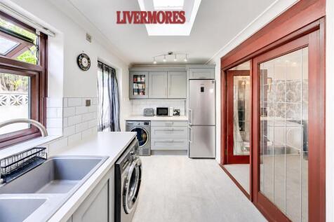Kitchen 2DP.jpg