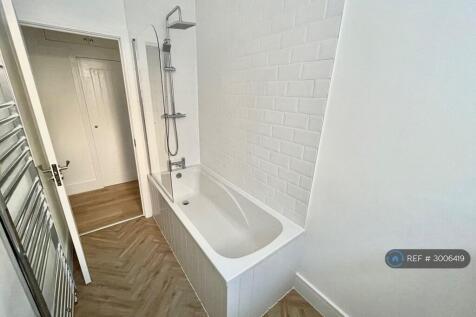 St. Margarets Road, St Leonards-On-Sea, TN37 photo 4