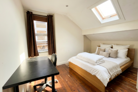 Derby Grove - Copy, Lenton, East Midlands, NG7 photo 5