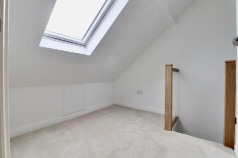 2nd floor landing area