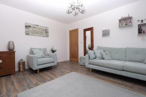 Bedroom 4/Lounge - Ground Floor