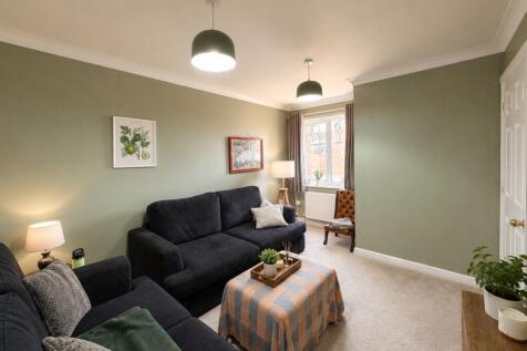 Gleneagles Court, Normanton, WF6 1WW photo 3