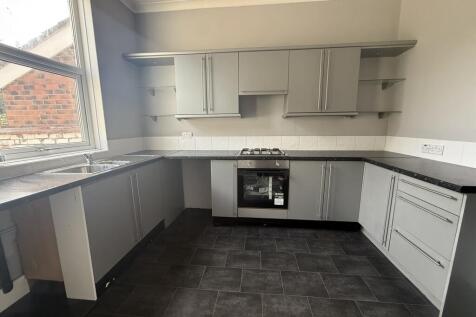 Mill Lane, Hyde, Greater Manchester, SK14 photo 4
